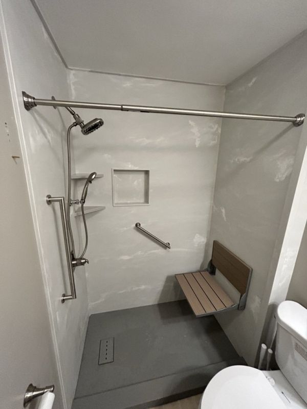 Top Tub To Shower Conversion Companies in Sugar Grove, IL